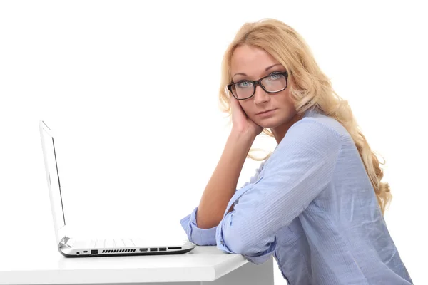 Girl working at the laptop — Stock Photo, Image