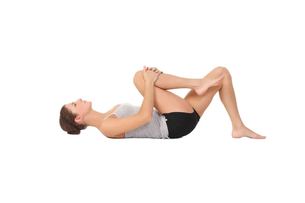 Ung kvinna träning yoga — Stockfoto