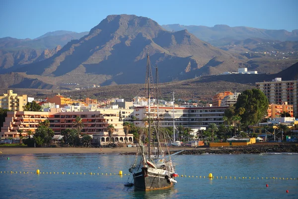 Letoviska Los Cristianos na Tenerife — Stock fotografie