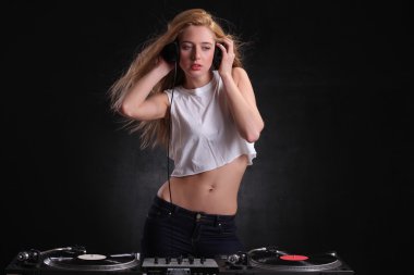  DJ Kız 