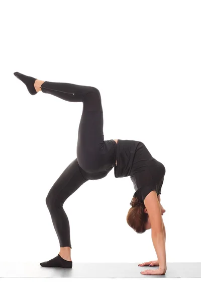 Woman training yoga — Stock Photo, Image