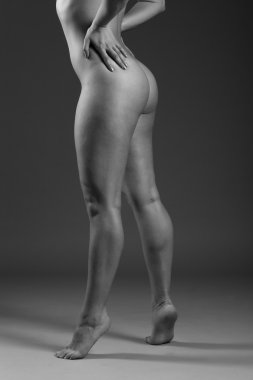 güzel kadın çıplak popo ve bacaklar