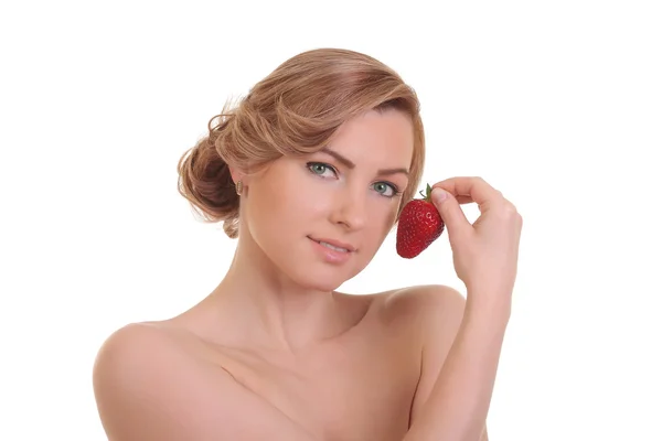 Hermosa joven rubia con fresa —  Fotos de Stock