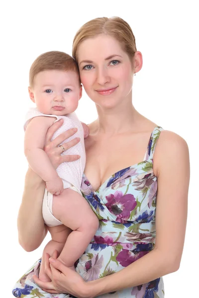 Glückliche Mutter hält ihr Baby — Stockfoto