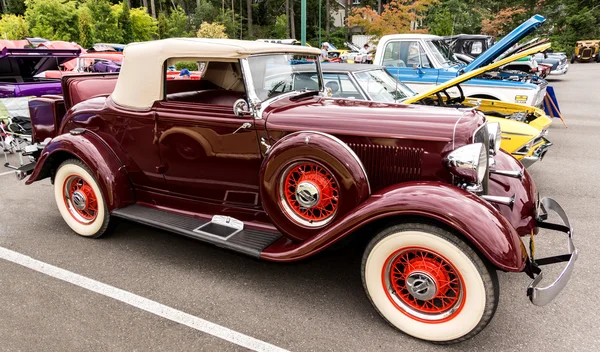 1933 普利茅斯敞篷车 — 图库照片