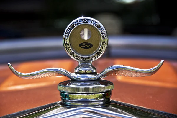1930 Ford cappuccio ornamento — Foto Stock