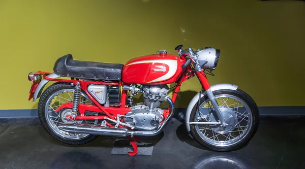 1965 Ducati 250 mach 1 motercycle — Fotografia de Stock