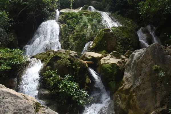 Wasserfall Tropenwald Myanmar Burma — Stockfoto