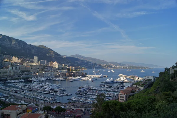 Панорамный вид на порт Монте-Карло в Монако . — стоковое фото