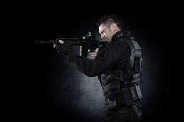Spec ops polis memuru Swat siyah üniforma Studio