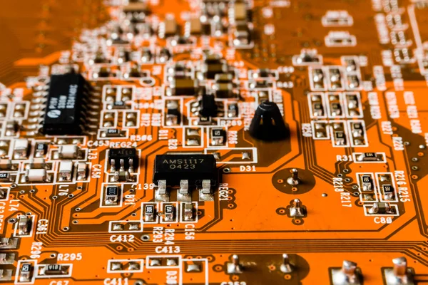 elektronik devre yakın çekim. Makroyu arka planda 