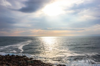 günbatımı kayalık sahil, Sozopol, Bulgaristan