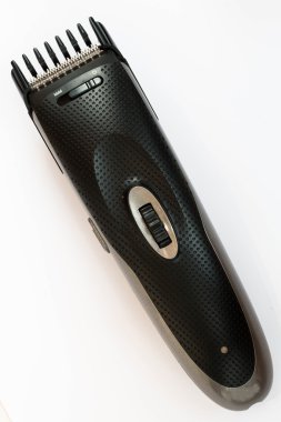  Beyaz arka plan üzerinde izole kablosuz saç kesme makinesi