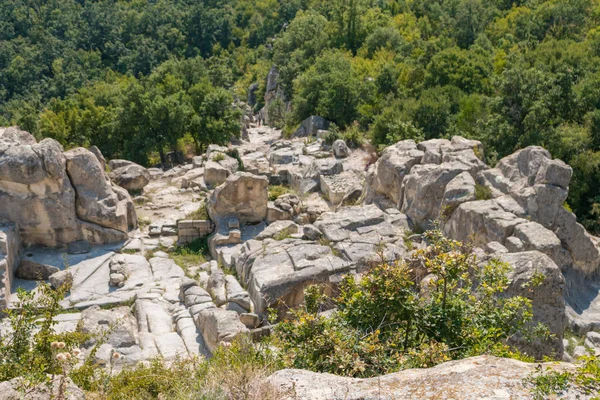 La antigua ciudad tracia de Perperikon, Bulgaria — Foto de Stock