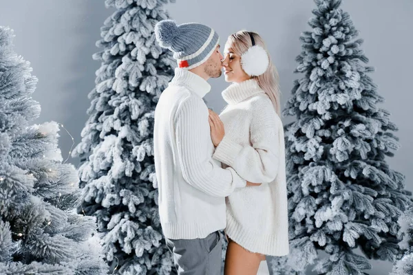 Winter Love Story Couple Weared Fur Headphones Hats White Sweaters — Stock Photo, Image