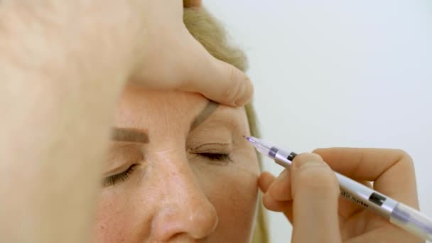 Margines Blepharoplastyki Twarzy Przed Operacją Plastyczną Modyfikacji Okolic Oczu Klinice — Wideo stockowe