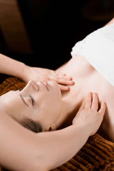 Neck Face Massage Spa Beauty Treatments Attractive Female Model Relaxation — Stock Photo, Image