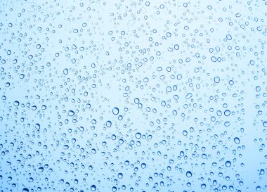 Su cama damlıyor, kapat.