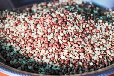 Kızarmış fıstık.