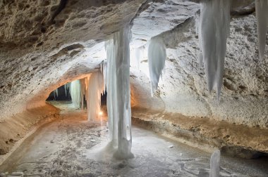 Arkhangelsk bölgesinde Pinezhsky karst mağaraları 