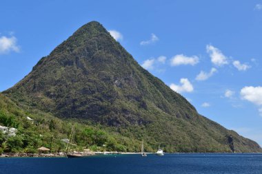 Saint Lucia 'daki Pitonların Manzarası