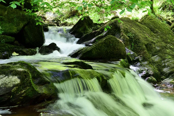 Lång Exponering Ett Vattenfall Vid Watersmeet Devon — Stockfoto