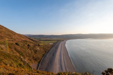 Somerset 'teki Bossington sahilinin Hurlstone noktasından görüntü