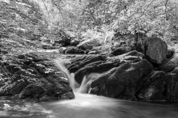 Larga Exposición Una Cascada Río Hoar Oak Water Watersmeet Parque — Foto de Stock