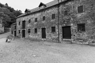 Cornwall 'daki Cotehele rıhtımındaki Keşif Merkezi.