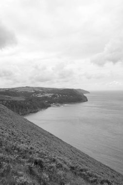 Devon 'daki Lynton ve Lynmouth Countisbury Hill' den görüntü