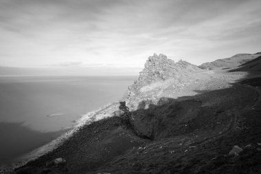 Exmoor Ulusal Parkı 'ndaki Kayalar Vadisi' nin manzara fotoğrafı.