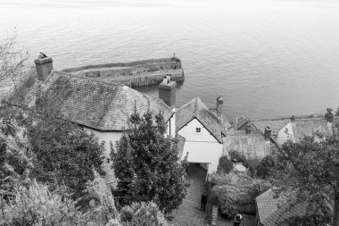 Clovelly. Devon. Birleşik Krallık. 28 Eylül 2024. Kuzey Devon sahilindeki Clovelly rıhtımının fotoğrafı.