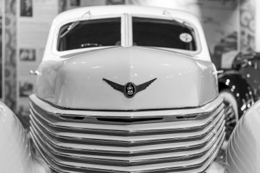 Sparkford. Somerset. Birleşik Krallık. 12 Ocak 2025. 1935 'ten bir Cord 810 Somerset' teki Haynes Motor Müzesi 'nde sergileniyor.