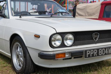 Dorchester. Dorset. Birleşik Krallık. 5 Ekim 2025. 1981 'den bir Lancia Beta Spyder Dorset County Show' da sergileniyor.