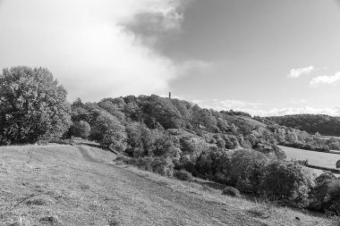 Somerset Compton Dundon 'daki Polden Yolu' ndaki Amiral Hood Anıtı 'nın manzara fotoğrafı.