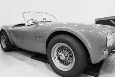 Sparkford. Somerset. Birleşik Krallık. 12 Ocak 2025. 1965 'ten bir AC Kobra Somerset' teki Haynes Motor Müzesi 'nde sergileniyor.