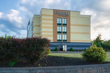 Roma, New York - 12 Ekim - Renmatix odunsu biyokütle ve bitki besleme stoklarını kimyasal, yapışkan, köpük ve düşük karbonlu yakıtta kullanmak üzere endüstriyel şekere dönüştüren bir biyoteknoloji şirketidir..