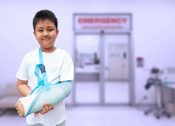 Child Broken Arm Accident — Stock Photo, Image