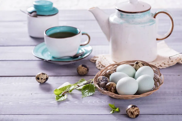 Blue Easter Eggs Rustic Table Wood Natural Shades Natural Dyes — Stock Photo, Image