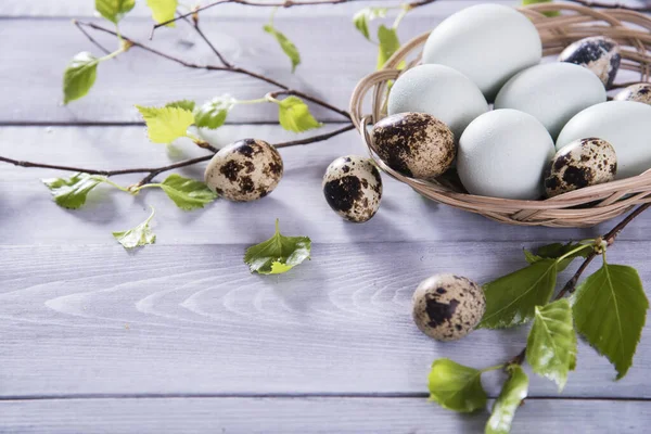 Blue Easter Eggs Rustic Table Wood Natural Shades Natural Dyes — Stock Photo, Image