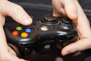 Ellerini o gamepad