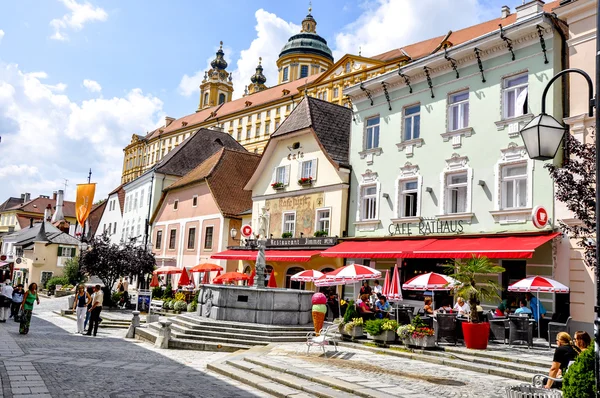 Praça principal da cidade Melk, Baixa Áustria Imagens De Bancos De Imagens