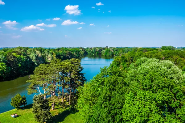 Park zámku Laxenburg, Dolní Rakousko — Stock fotografie