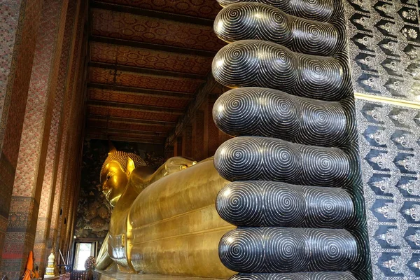 Bangkok Thaïlande Septembre 2020 Ancienne Image Bouddha Couché Intérieur Wat — Photo