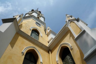 AYTTHAYA, THAILAND - Kasım 04, 2020: Wat Niwet Thammaprawat Gotik Tapınağı.