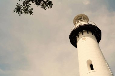 Ayutthaya Tayland 'da Ko Ban Len Deniz feneri Bang Pa-In Bölgesi Yelken Şampanyası Tonu.