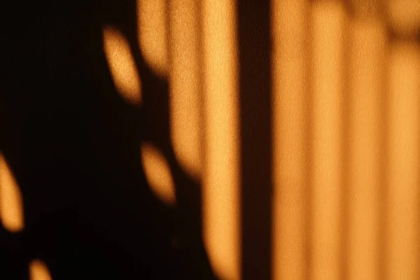 Lichtstrahl Und Schatten Abend Die Durch Fenster Auf Der Oberfläche — Stockfoto