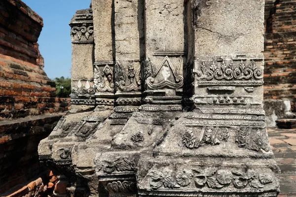 Ročník Thajské Sochy Zdi Starověkém Wat Mahathat Chrámu Kde Slavný — Stock fotografie