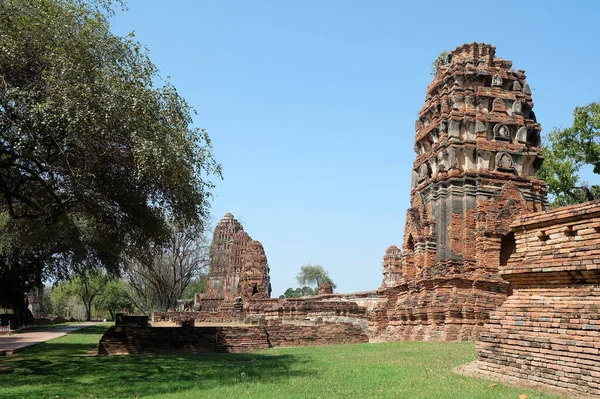 Stupa Trosky Starověkém Chrámu Wat Mahathat Kde Slavná Historická Památka — Stock fotografie