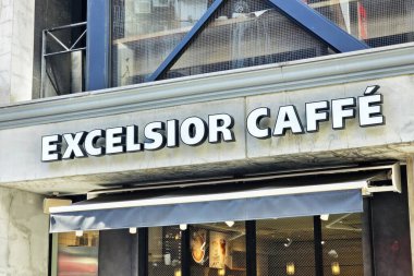 Tokyo, Japonya - 16 Ocak 2026: Excelsior cafe tabelası. 1999 'da Japonya' da kurulan ünlü bir kahve dükkanıydı..
